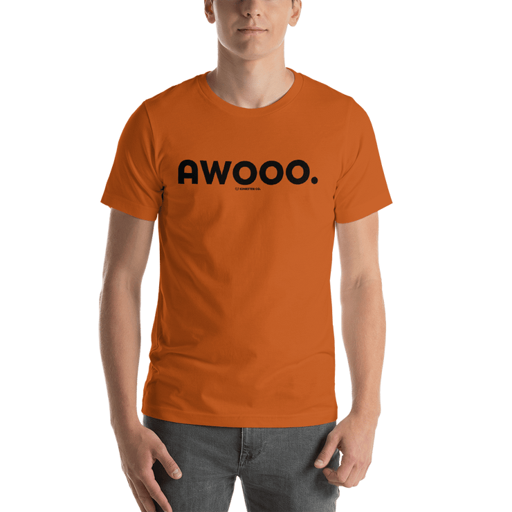 AWOOO TEE